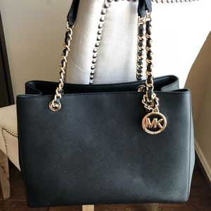 NWT Black Michael Kors Hand bag